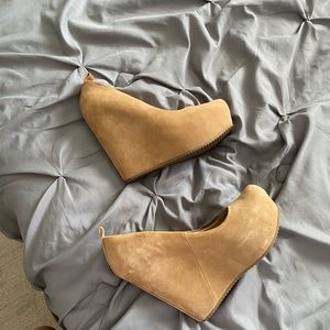 SUEDE HEELS